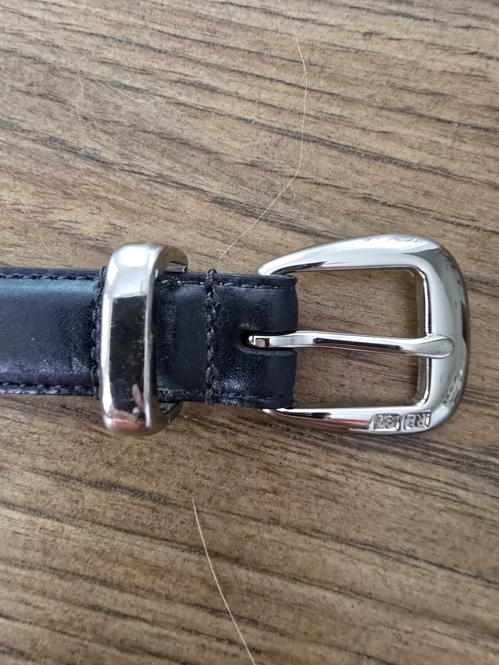 Ralph Lauren Italian Leather Women's Slim Navy Belt with Silver Hardware - Picture 2 of 11